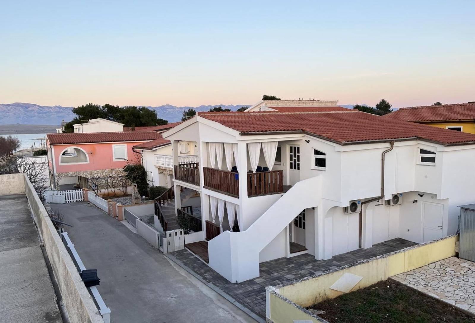 Sinisa Apartman Vir Buitenkant foto