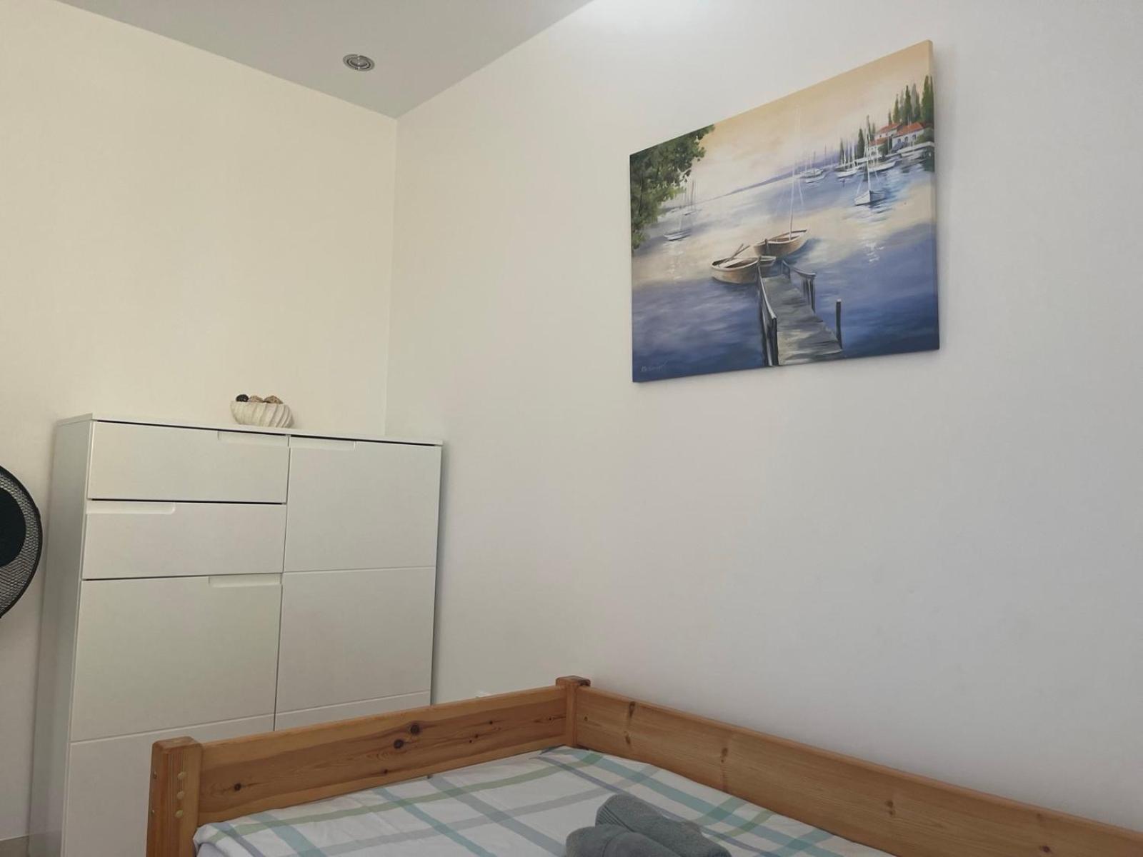 Sinisa Apartman Vir Buitenkant foto